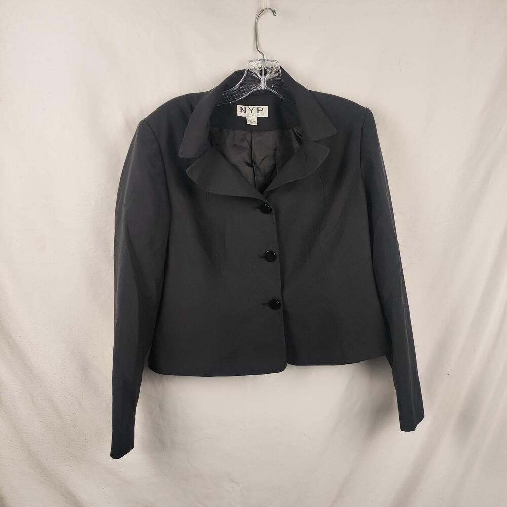 NYP Suits Blazer Womens 8 Black Three Button Lined Short Suit Jacket Workwear